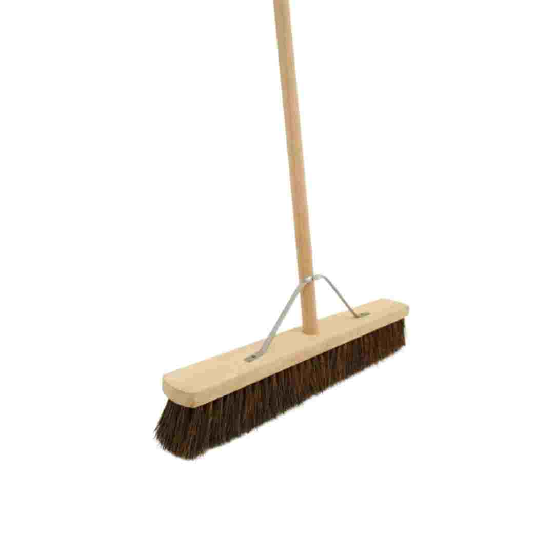 18'' Broom NAT. Coco Fill/Stay/ 4'-0 Handle